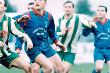 Former Teignmouth and Bishopsteignton United footballer dies of cancer at age of 42