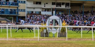 Newton Abbot Racecourse action today