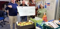 Tennis club raises £500