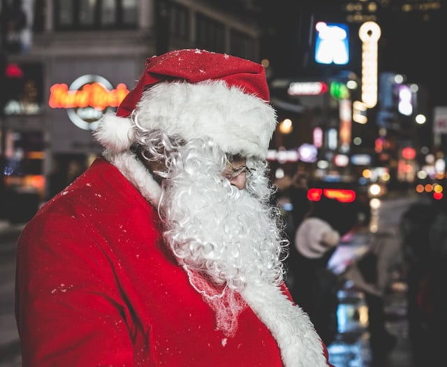 Santa dash around Bovey Tracey