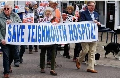 Hospital fight goes on ahead of crunch meeting 