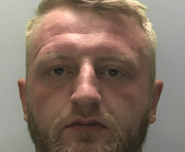 Fixated stalker jailed for breaking ban on going to ex's home