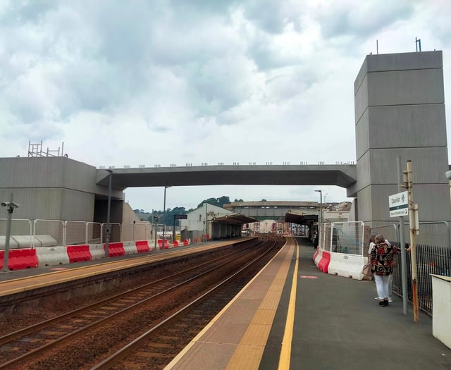 New station footbridge craned into place 