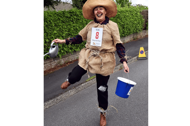 Ipplepen Carnival Procession