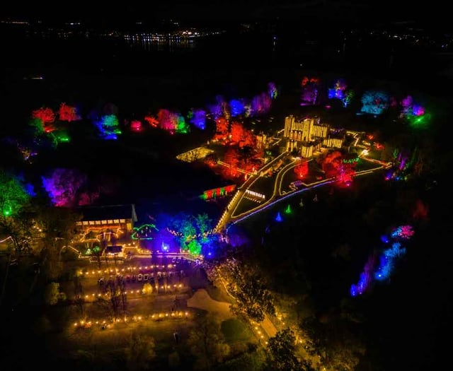 Santa to use sign language at Powderham Castle 