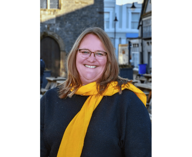 Trainee science teacher wins town council by-election