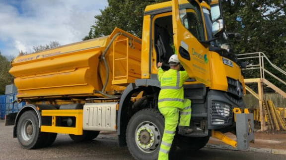 Challenging conditions expected with wintry showers and risk of ice