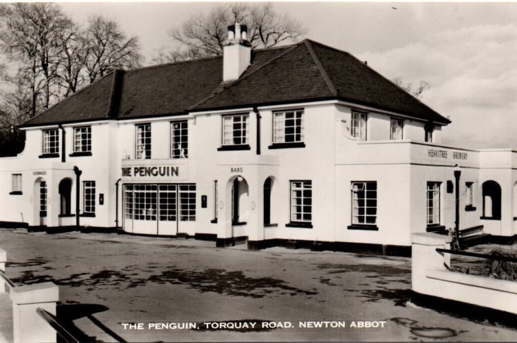 Penguin Inn 