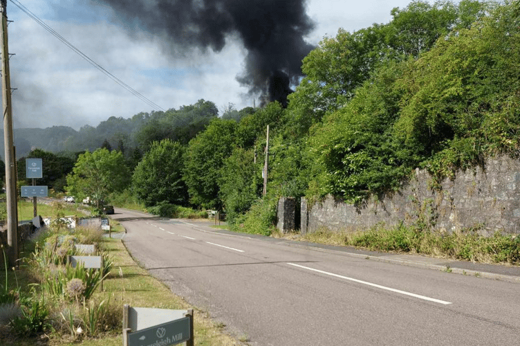 Plume of black smoke near Furzeleigh Mill, Buckfastleigh