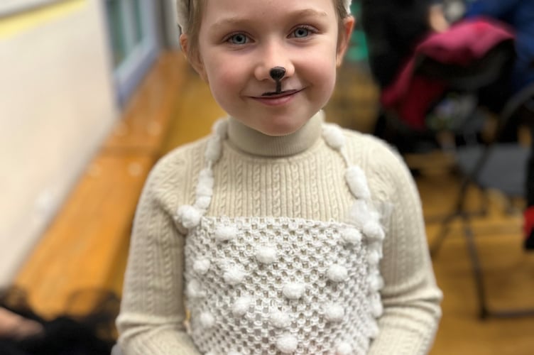 Highweek school pupil Lydia Bourne as an angel. 